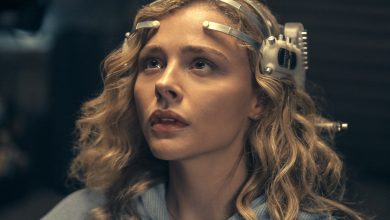 The Peripheral Review - Chloe Grace Moretz Oscillates Between Two Worlds In New Sci-Fi Series 5 The Peripheral Review Chloe Grace Moretz Amazon Prime Season 1